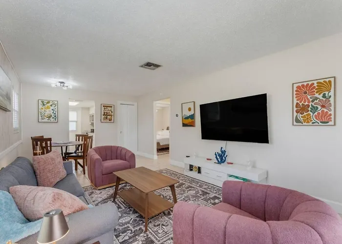 Apartment Saltwater-bubbles 1-indian Rocks
